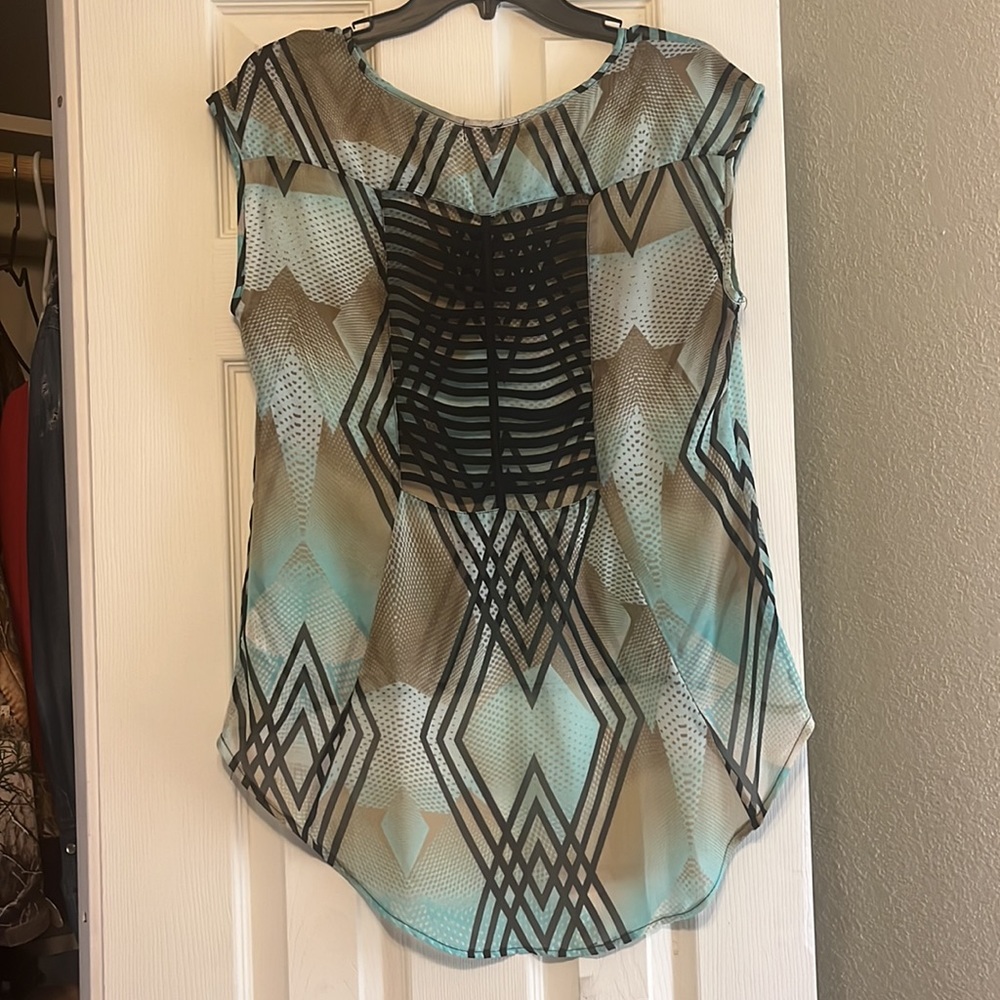 See though pattern blouse - Picture 2 of 2